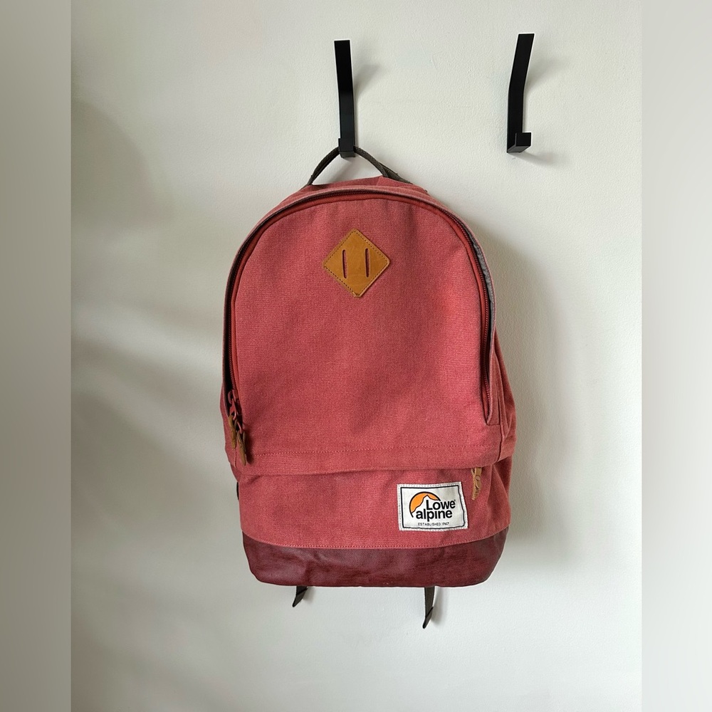 Lowe Alpine Guide 25 Backpack Brownstone, Durable… - image 1